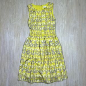Calvin Klein Yellow Multicolor Sleeveless Summer Cocktail Lined Dress Size 2
